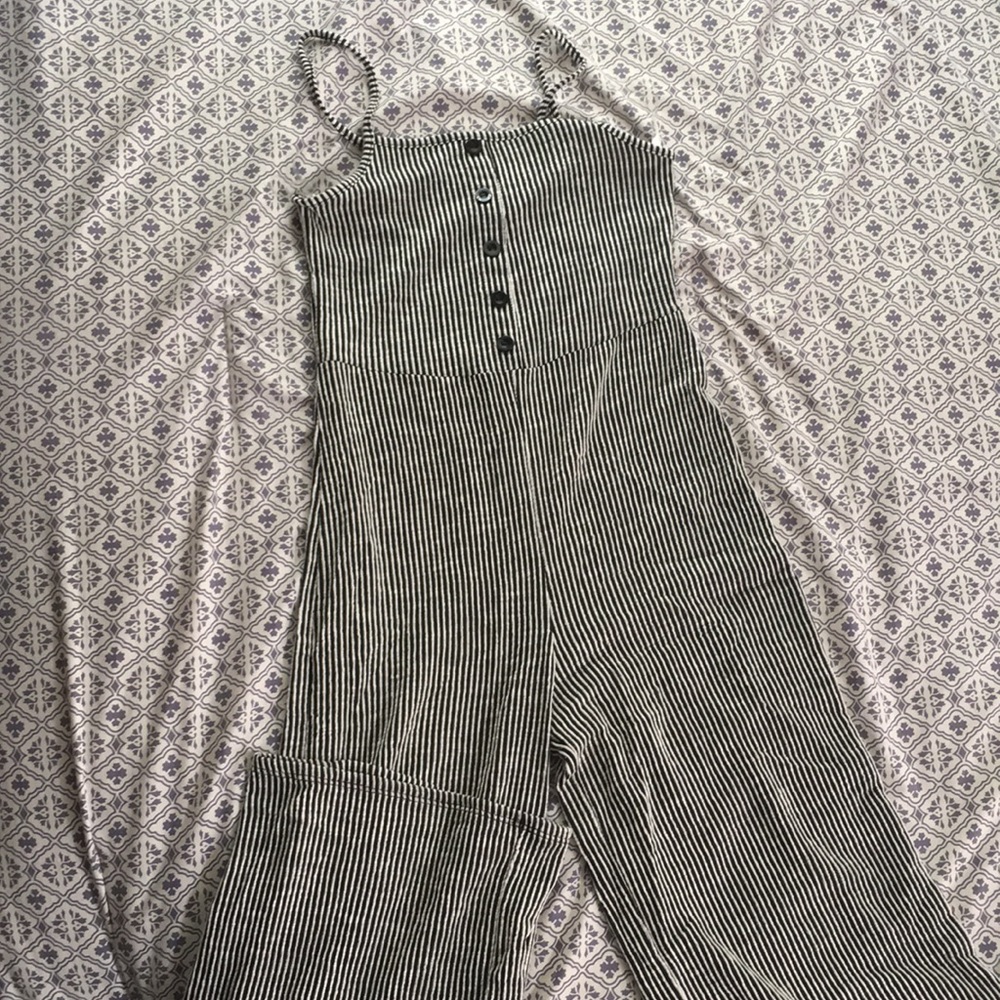 Striped Jump Suit! Super cute!